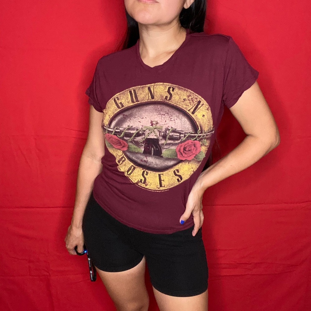 Guns an’ Roses Top - Picture 2 of 4